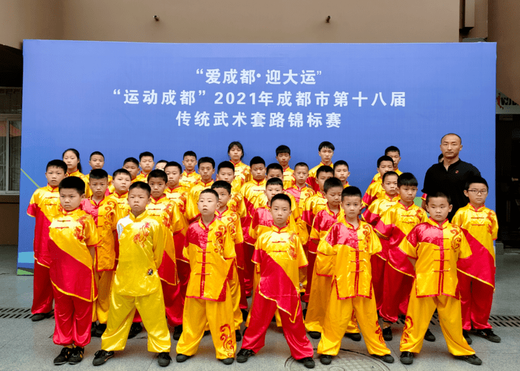 关于样祖尔队遭遇惨败，结束欧国家锦标赛征程的信息