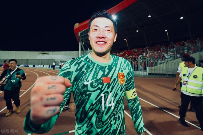 辽宁宏运客场迎战大连人，欲夺取三分逐渐拉开积分差距的简单介绍